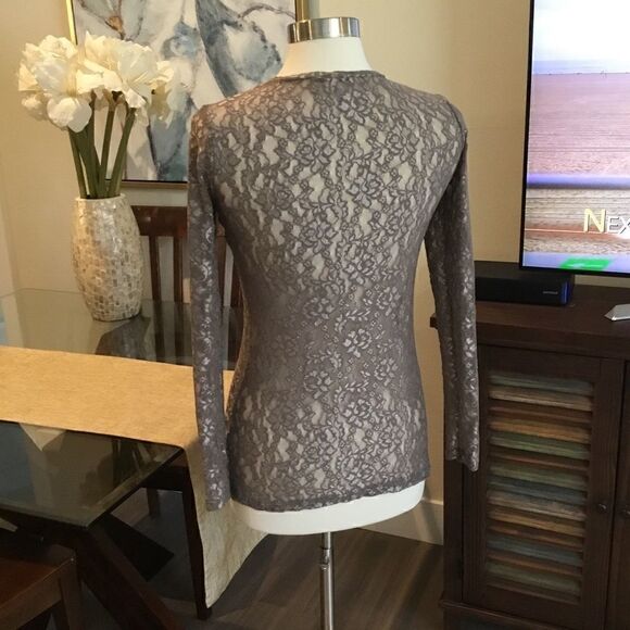 BKE LONG SLEEVES LACE BLOUSE size L - Picture 3 of 7